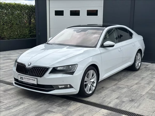 Škoda Superb 1,4 TSI 150PS Style Plus 4x4 - foto 2