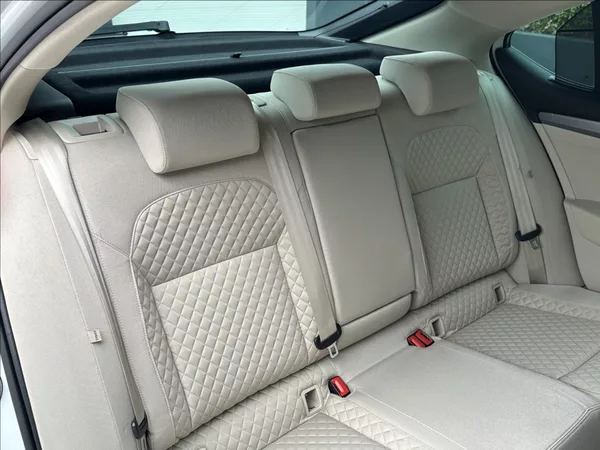 Škoda Superb 1,4 TSI 150PS Style Plus 4x4 - foto 20