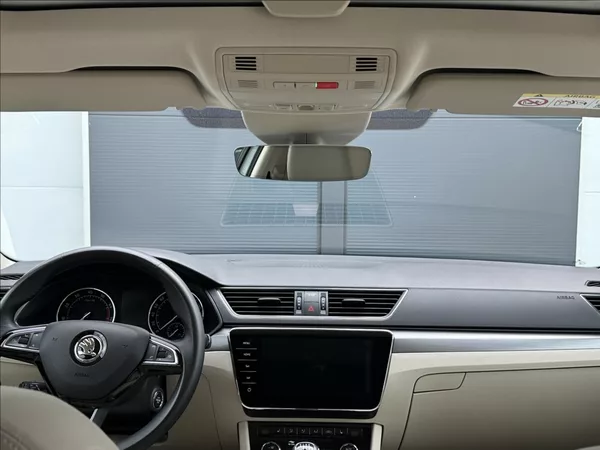 Škoda Superb 1,4 TSI 150PS Style Plus 4x4 - foto 29