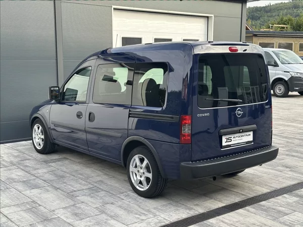 Opel Combo 1,3 CDTI 75PS Edition A/T - foto 10