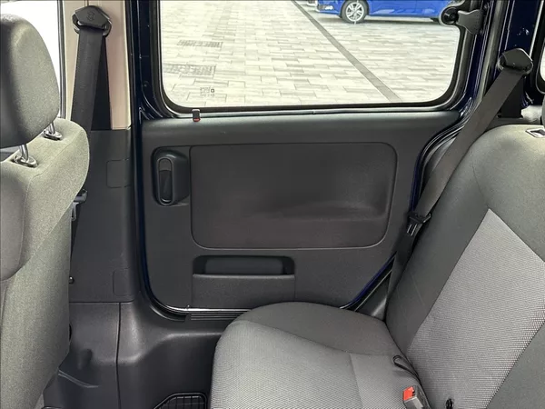 Opel Combo 1,3 CDTI 75PS Edition A/T - foto 16