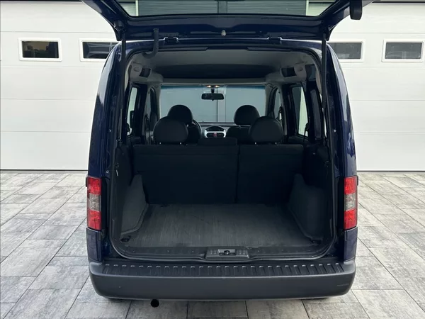 Opel Combo 1,3 CDTI 75PS Edition A/T - foto 36