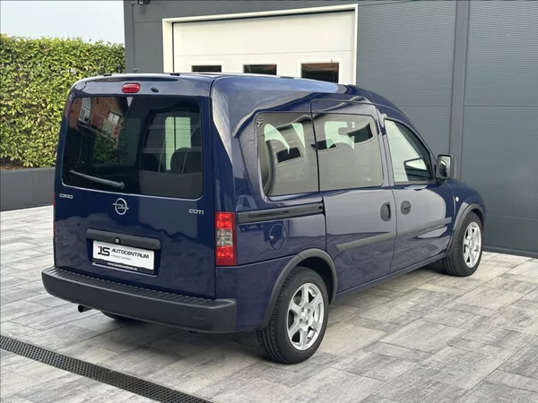 Opel Combo 1,3 CDTI 75PS Edition A/T - foto 7