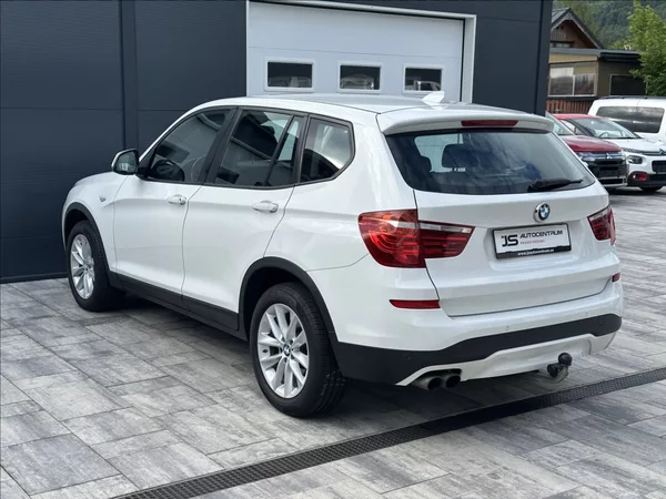 BMW X3 2,0 28i 245PS Advantage A/T 4 - foto 10