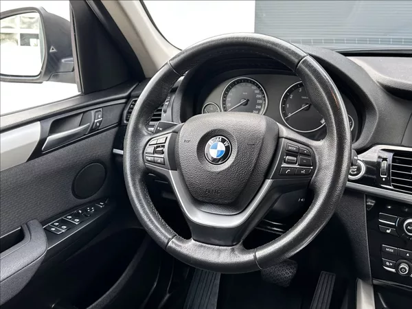 BMW X3 2,0 28i 245PS Advantage A/T 4 - foto 22