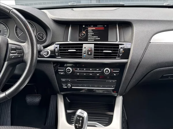 BMW X3 2,0 28i 245PS Advantage A/T 4 - foto 25