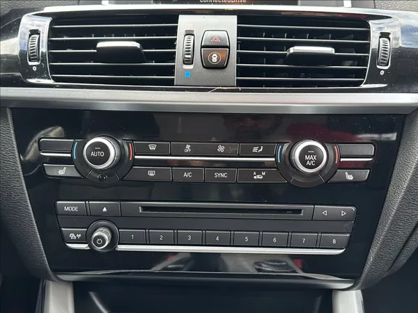 BMW X3 2,0 28i 245PS Advantage A/T 4 - foto 26