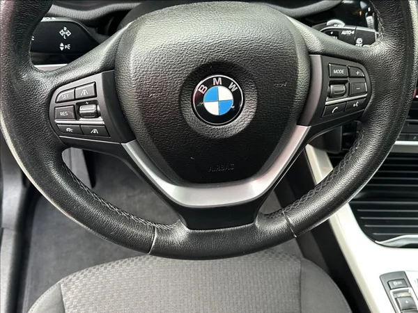 BMW X3 2,0 28i 245PS Advantage A/T 4 - foto 31