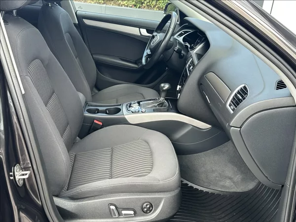 Audi A4 3,0 TDI 204PS Ambiente A/T - foto 15