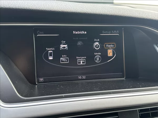 Audi A4 3,0 TDI 204PS Ambiente A/T - foto 31