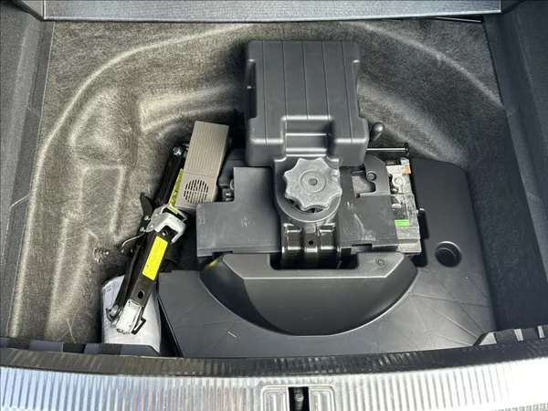 Audi A4 3,0 TDI 204PS Ambiente A/T - foto 44