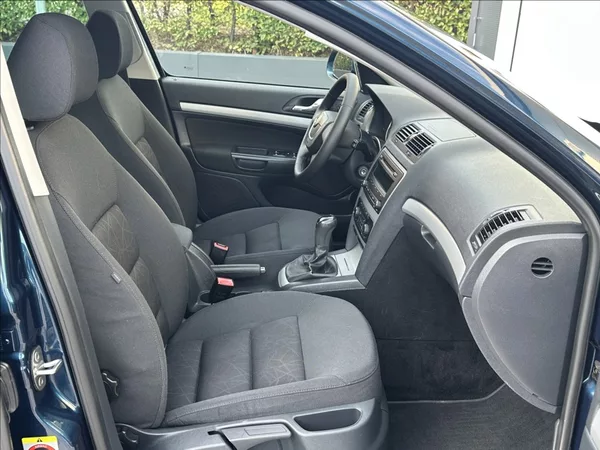 Škoda Octavia 1,8 TSI 152PS II FL Family - foto 16