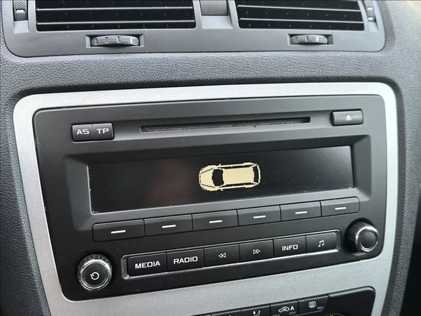 Škoda Octavia 1,8 TSI 152PS II FL Family - foto 31