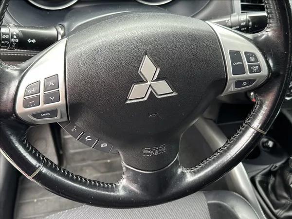 Mitsubishi Outlander 2,2 DI-D 177PS X-Tra - foto 31