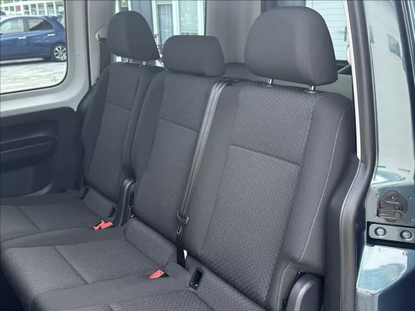 Volkswagen Caddy 2,0 TDI 122PS Trendline 4x4 - foto 15