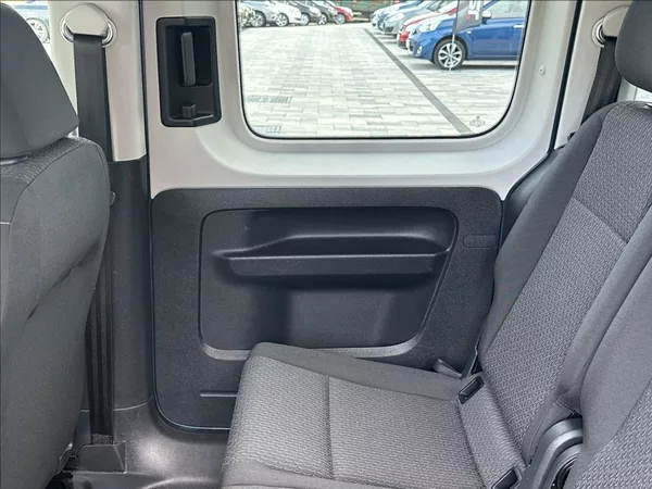 Volkswagen Caddy 2,0 TDI 122PS Trendline 4x4 - foto 16