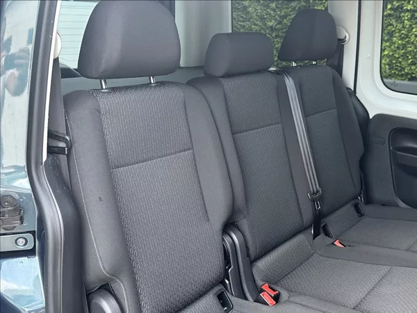 Volkswagen Caddy 2,0 TDI 122PS Trendline 4x4 - foto 21