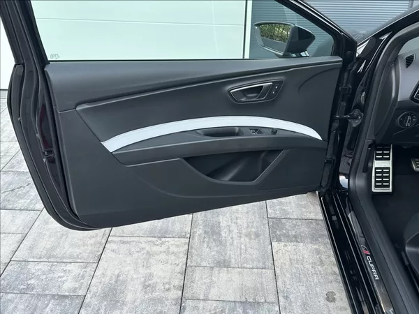 Seat Leon 2,0 TSI 290PS SC Cupra M/T - foto 13