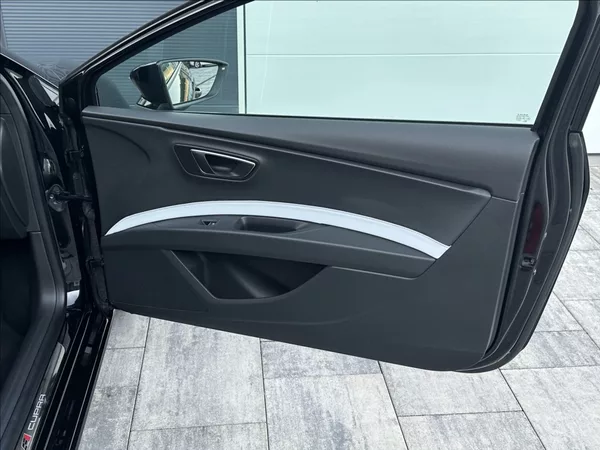 Seat Leon 2,0 TSI 290PS SC Cupra M/T - foto 18