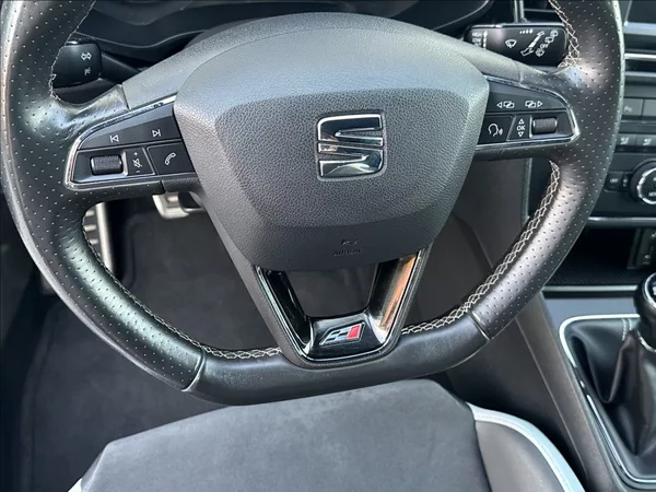 Seat Leon 2,0 TSI 290PS SC Cupra M/T - foto 30