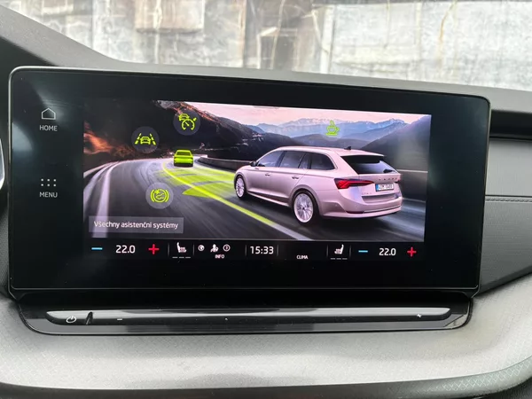 Škoda Octavia 2.0TDi, 85KW, ACC, KEYLESS,DPH - foto 13