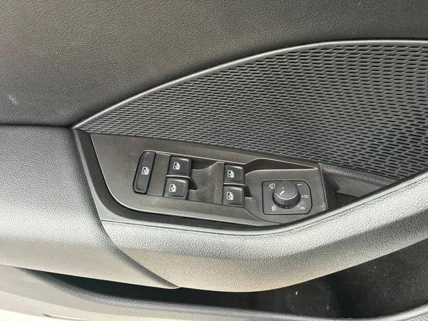 Škoda Octavia 2.0TDi, 85KW, ACC, KEYLESS,DPH - foto 23