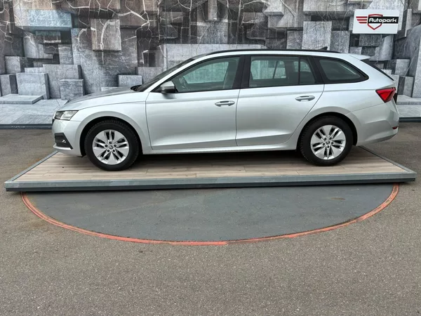 Škoda Octavia 2.0TDi, 85KW, ACC, KEYLESS,DPH - foto 4