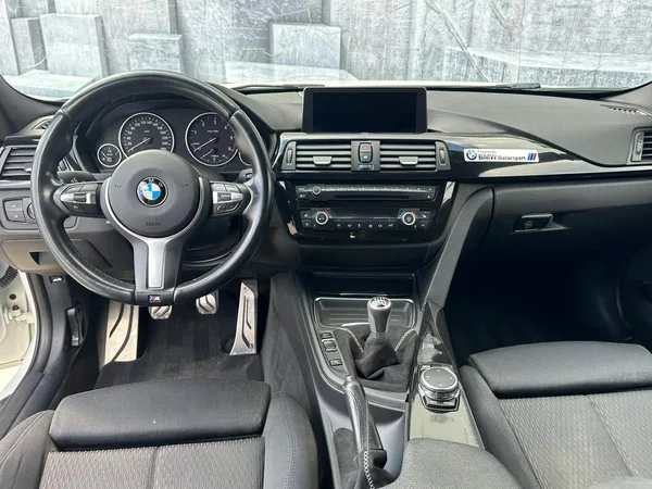 BMW Řada 3 318D, 2.0D, 105KW, 4x4 - foto 12