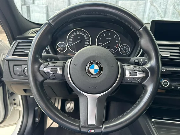 BMW Řada 3 318D, 2.0D, 105KW, 4x4 - foto 15