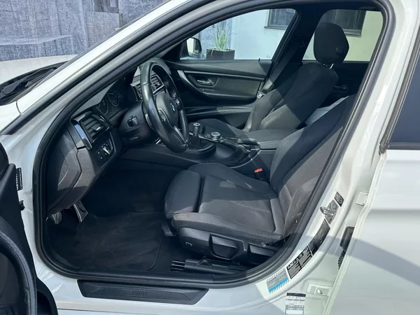 BMW Řada 3 318D, 2.0D, 105KW, 4x4 - foto 25