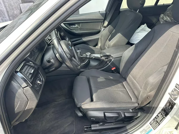 BMW Řada 3 318D, 2.0D, 105KW, 4x4 - foto 26