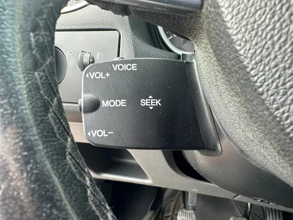 Ford Focus 1.6TDCi, 66KW, VYHŘ. SEDADLA - foto 16