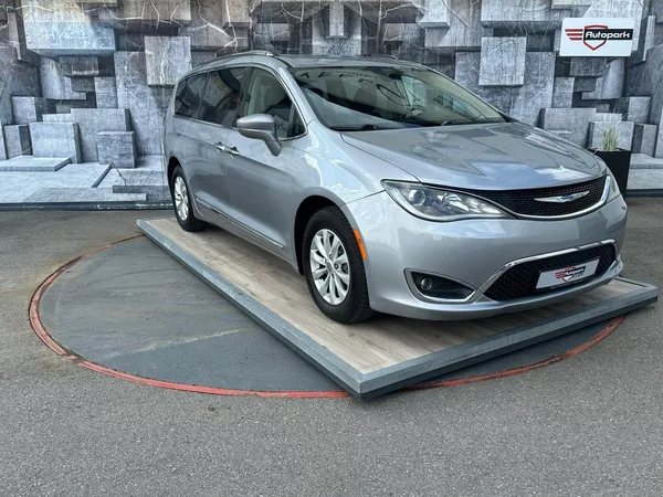 Chrysler Pacifica 3.6i, 214KW, BLIS