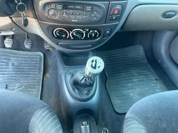 Renault Mégane 1.6i 79KW - foto 15