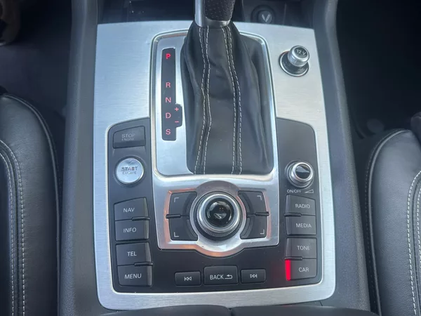 Audi Q7 3.0TDi, 180KW, S-LINE, VZDUCH - foto 13
