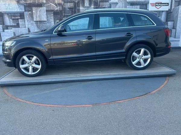Audi Q7 3.0TDi, 180KW, S-LINE, VZDUCH - foto 4