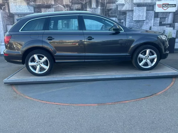Audi Q7 3.0TDi, 180KW, S-LINE, VZDUCH - foto 5