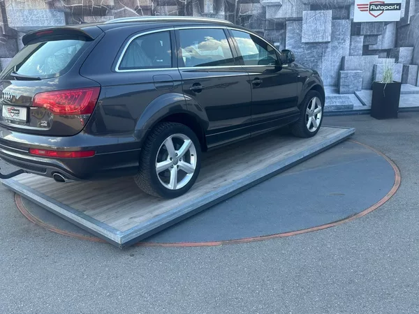 Audi Q7 3.0TDi, 180KW, S-LINE, VZDUCH - foto 6