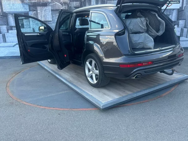 Audi Q7 3.0TDi, 180KW, S-LINE, VZDUCH - foto 9