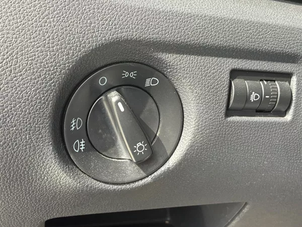 Škoda Fabia 1.2TSi,63KW,VYHŘ.SEDADLA,TEMP. - foto 16