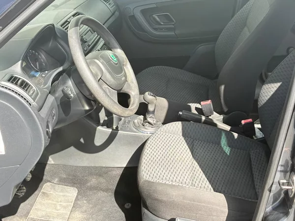 Škoda Fabia 1.2TSi,63KW,VYHŘ.SEDADLA,TEMP. - foto 18