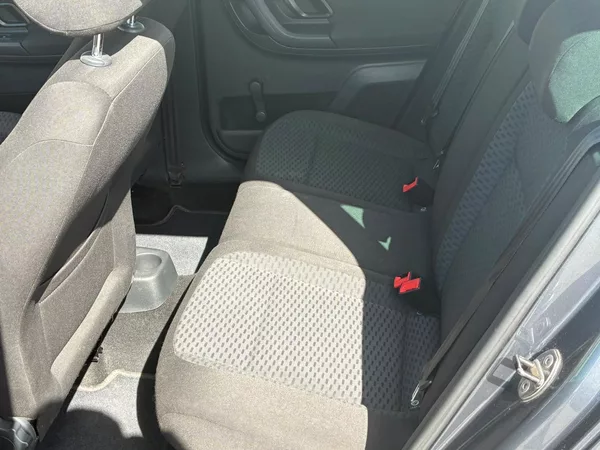 Škoda Fabia 1.2TSi,63KW,VYHŘ.SEDADLA,TEMP. - foto 19