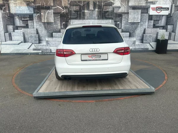 Audi A4 2.0TDi,105KW,VYHŘ.SED.,TEMP. - foto 7