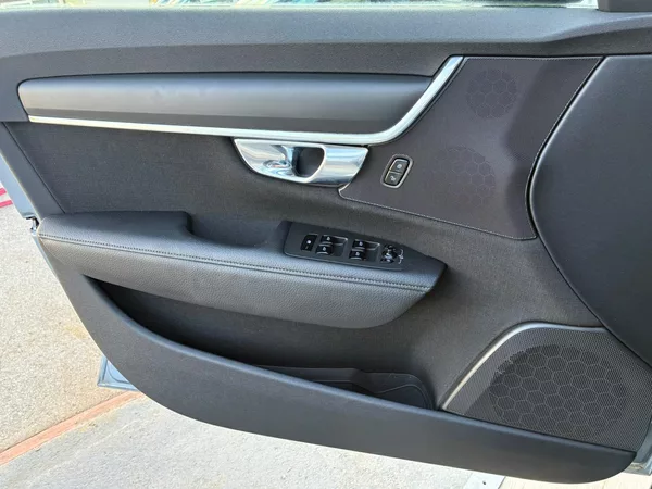 Volvo V90 2.0D, 110KW - foto 18