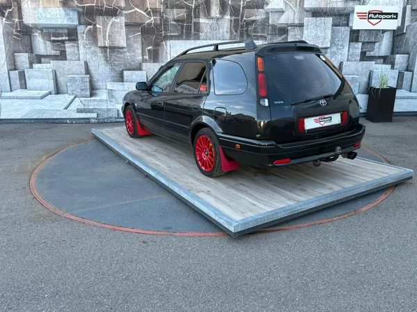 Toyota Corolla 1.4 LPG, 71KW - foto 8