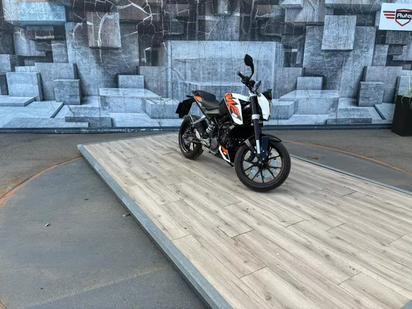 KTM 200 Duke