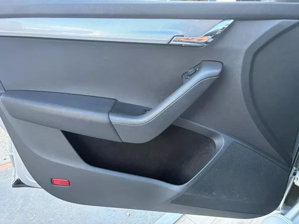 Škoda Octavia 1.6TDi, 81KW, TEMP., VYHŘ. SED - foto 19