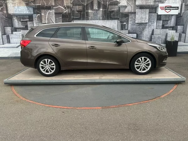 Kia Ceed 1.4LPG, 73KW, EXCELLECE - foto 5