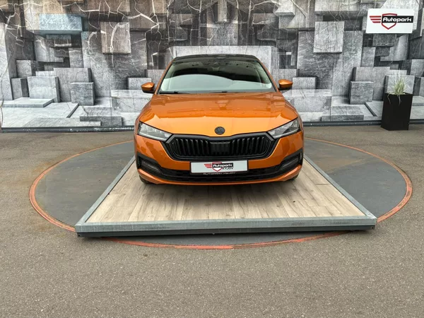Škoda Octavia 1.5TSi,110KW,VYHŘ.SEDADLA,TEMP - foto 2