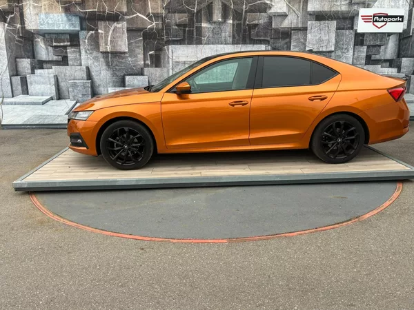 Škoda Octavia 1.5TSi,110KW,VYHŘ.SEDADLA,TEMP - foto 4